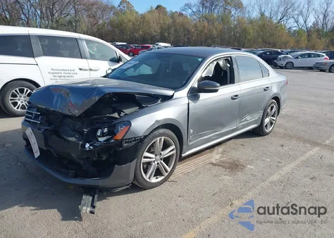 2013 Volkswagen Passat 2.0L Tdi Sel Premium z USA, uszkodzony, nr VIN 1VWCN7A36DC109113